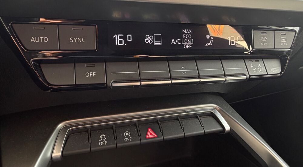 A3 IV SPORTBACK 30 TFSI MHEV 110 DESIGN S TRONIC 7 2021 occasion 54000 Nancy