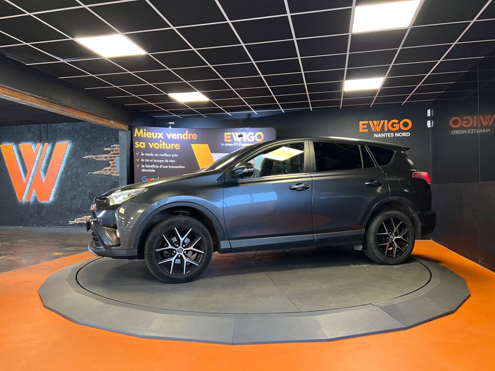 RAV 4 2.0 D-4D 145 DESIGN 4X2 // CAM&Eacute;RA DE RECUL // SI&Egrave;GES &Eacute;LECTRI 2016 occasion 44300 Nantes