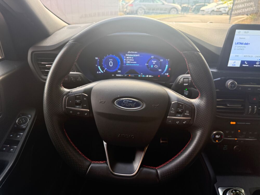 Kuga 2.5 DURATEC 225CH 150 HYBRID PHEV 14.4KWH ST-LINE 4X2 BVA-EN 2020 occasion 76150 Saint-Jean-du-Cardonnay