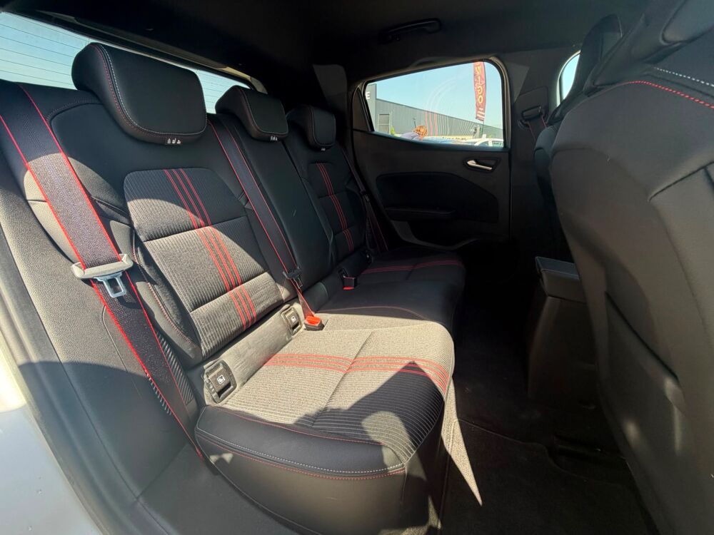 Clio 1.6 E-TECH 140 CH HYBRID RS LINE BVA - CARPLAY/ANDROID AUTO 2021 occasion 27000 &Eacute;vreux