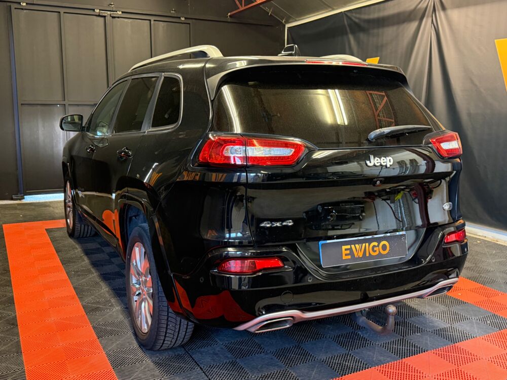 Cherokee 2.2 CRD 200 Ch OVERLAND AWD ACTIVE-DRIVE BVA TOIT OUVRANT/ S 2017 occasion 24750 Tr&eacute;lissac