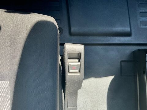 Vivaro COMBI 2.0 D 145 CH L3H1 XL BVA CABINE APPROFONDIE / AMENAGE 2023 occasion 17000 La Rochelle
