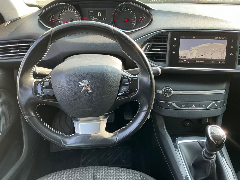 308 GENERATION-II 1.5 BLUEHDI 130 CH ACTIVE PACK START-STOP / CA 2019 occasion 17000 La Rochelle