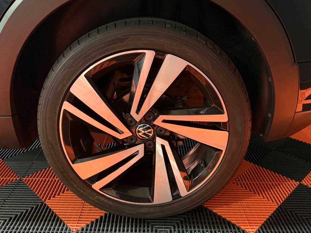 T-Cross 1.0 TSI 110 R-LINE CARAT DSG BVA / CARPLAY / ENTRETIENS CONS 2023 occasion 29000 Quimper