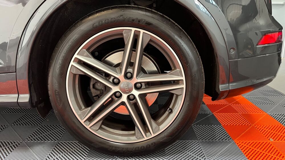 SQ5 3.0 TFSi 354CH QUATTRO TIPTRONIC SUIVI AUDI/ BVA/ TO/ AFFICH 2017 occasion 33260 La Teste-de-Buch