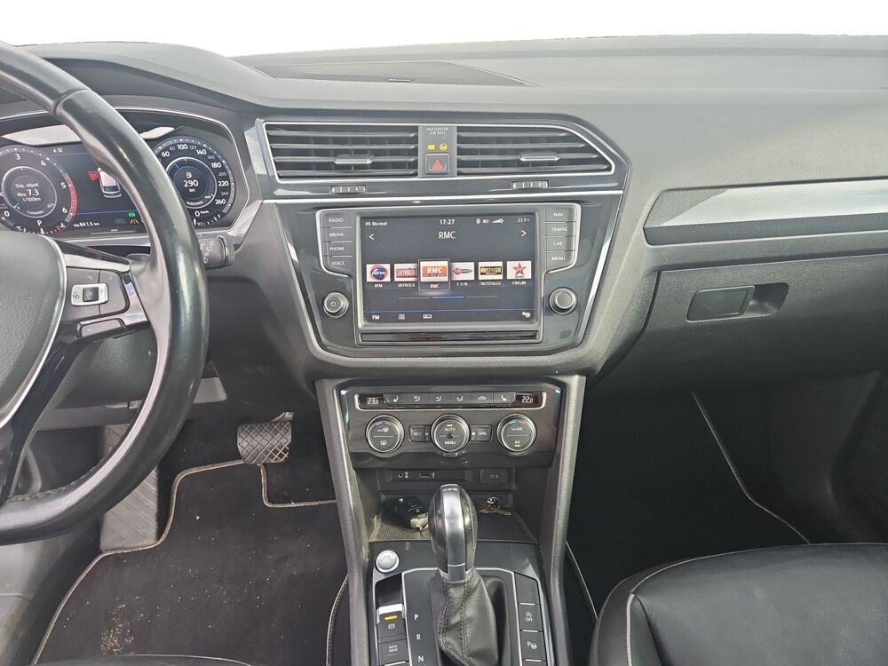 Tiguan 2.0 TDI 150 BLACK R-LINE 4MOTION DSG BVA 2017 occasion 38590 Saint-&Eacute;tienne-de-Saint-Geoirs