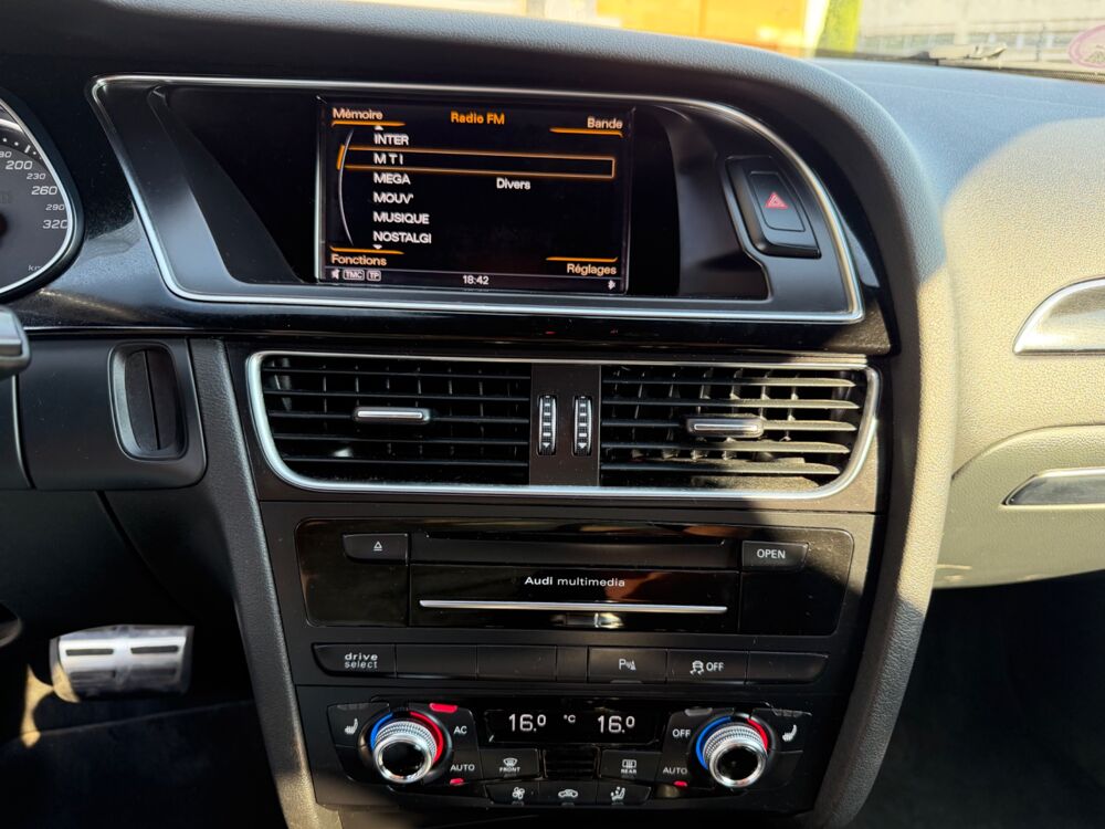 RS4 AVANT 4.2 FSI 450CH QUATTRO S-TRONIC BVA 2013 occasion 26000 Valence