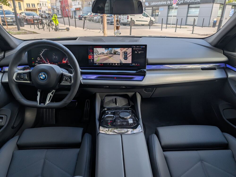 S&eacute;rie 5 3.0 550E 490ch PHEV HYBRID M-SPORT XDRIVE - 1er MAIN - PPF C 2024 occasion 57600 Forbach