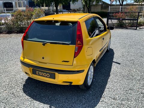 Punto 1.2 80 SPORTING / Gros entretien fait pour la vente 2000 occasion 17000 La Rochelle