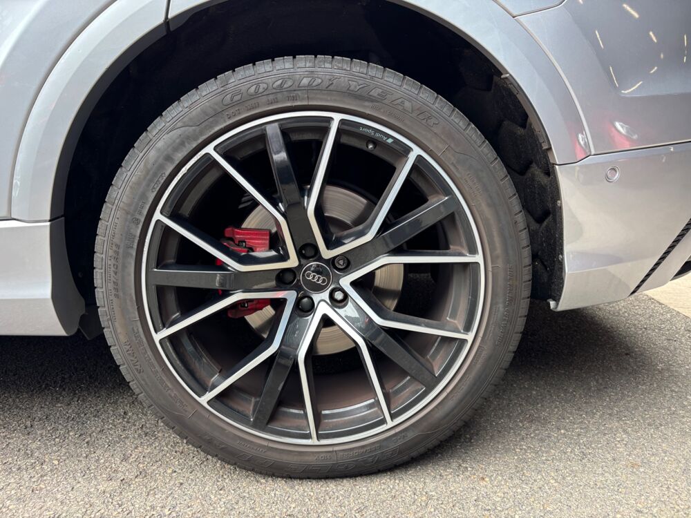 Q8 3.0 50 TDI 286 Ch Avus Extented QUATTRO -Toit ouvrant- Cam&eacute;r 2019 occasion 44220 Cou&euml;ron