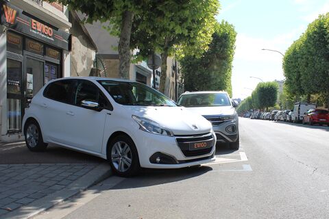 Annonce voiture Peugeot 208 5489 €