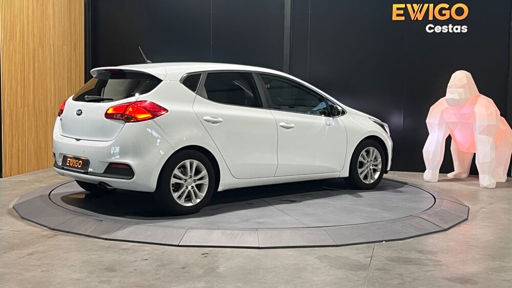 Ceed 1.6 GDI 135ch ACTIVE - REGULATEUR DE VITESSE - CLIMATISATION 2014 occasion 33610 Cestas