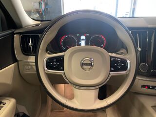 XC60 2.0 D5 235 INSCRIPTION AWD GEARTRONIC BVA 2017 occasion 76190 &Eacute;calles-Alix
