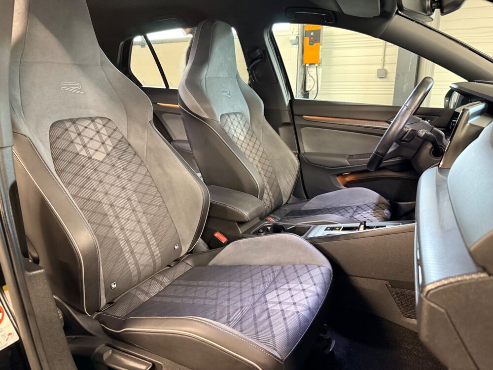 Golf 2.0 TDI 150 R-LINE DSG BVA - HARMAN KARDON 2020 occasion 79000 Niort