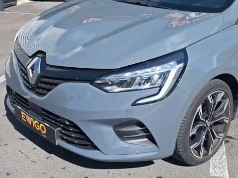 Clio V 1.0 TCE 100ch ZEN / CARPLAY / AIDE AU PARKING AR / FRONT A 2019 occasion 17100 Saintes