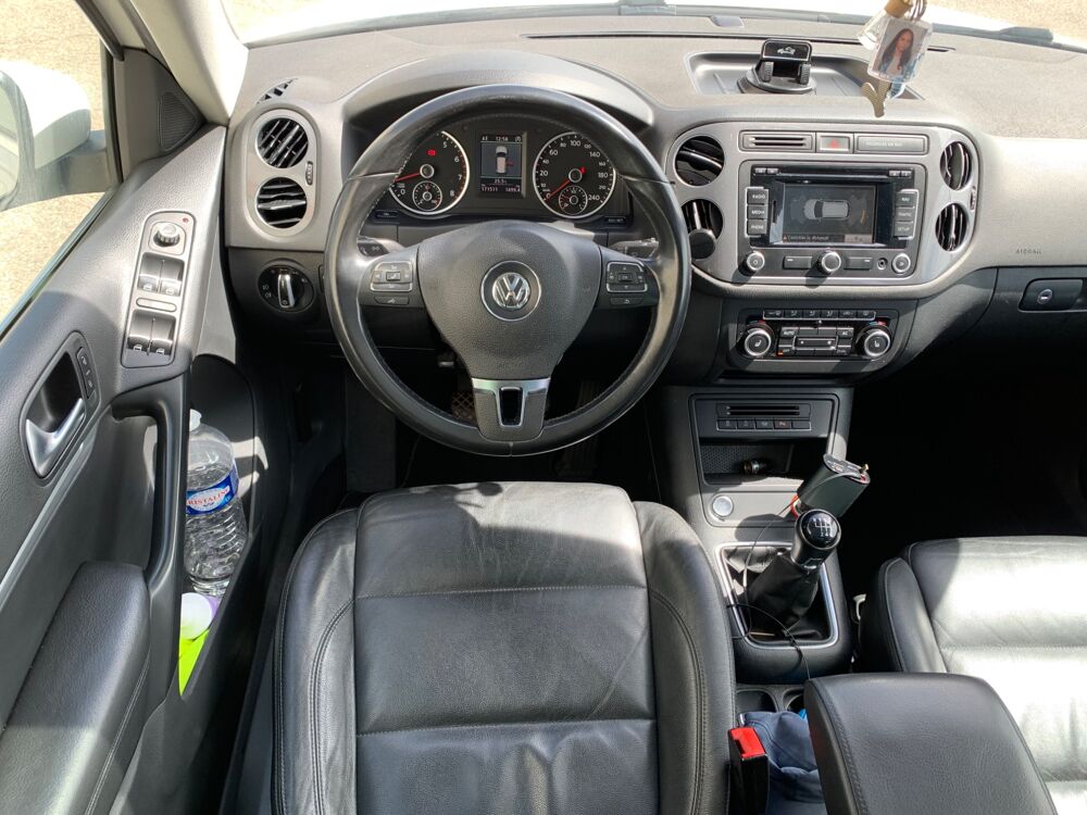 Tiguan 1,4 TSI 122ch BLUEMOTION / TOIT OUVRANT/SIEGES CUIR / Cha&icirc;ne 2012 occasion 69420 Ampuis