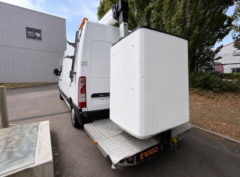 Master FOURGON 2.3 DCI 145 35 L2H2 ENERGY CONFORT TRACTION FWD 2021 occasion 76150 Saint-Jean-du-Cardonnay