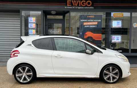 208 1.6 E-HDI 92ch XY - TOIT PANO/SEMI-CUIR/CLIM AUTO/ATTELAGE 2013 occasion 57600 Forbach