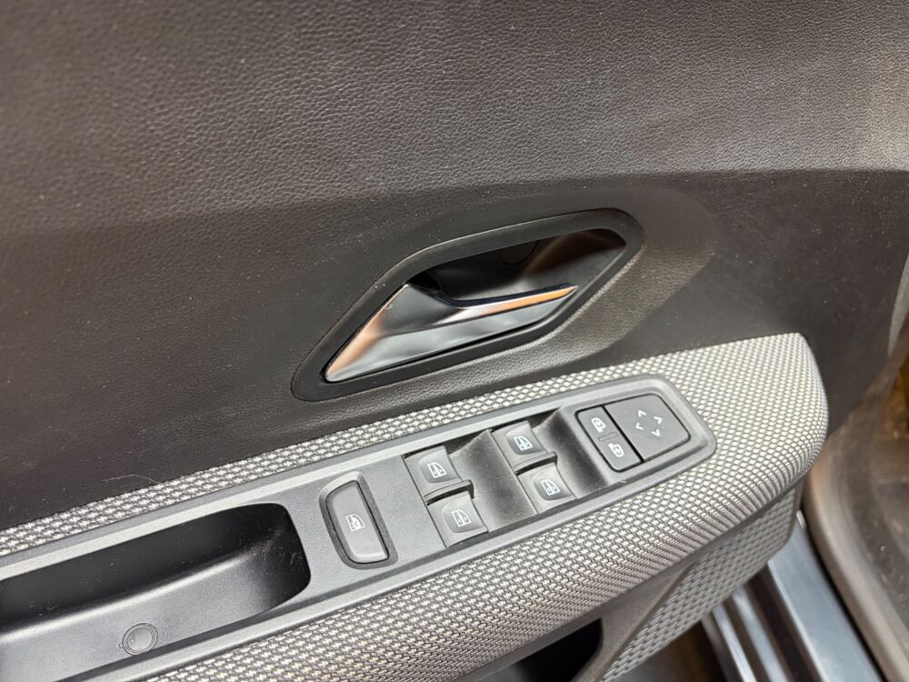 Sandero 1.0 TCE 90Ch CONFORT BVM6 / CARPLAY - CAM&Eacute;RA DE RECUL - CLIM 2022 occasion 33320 Eysines