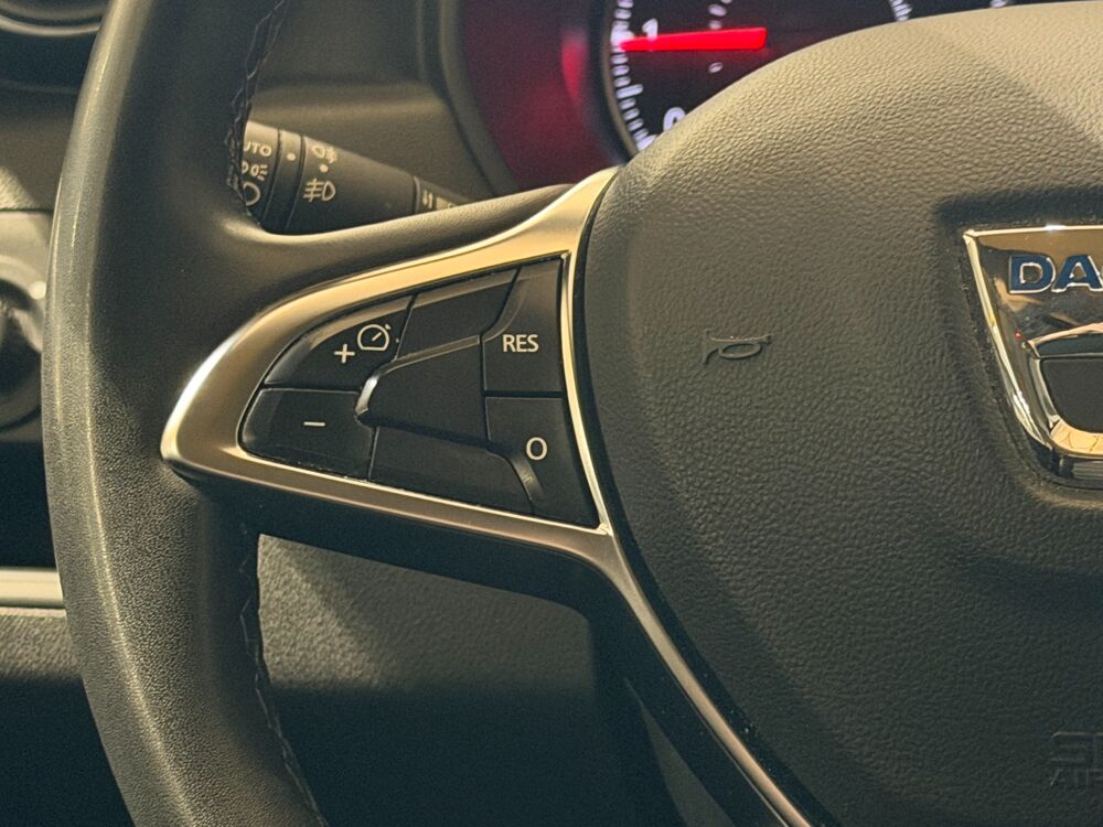 Duster 1.5 DCI 110ch PRESTIGE 4X2 EDC 2018 occasion 81990 Puygouzon