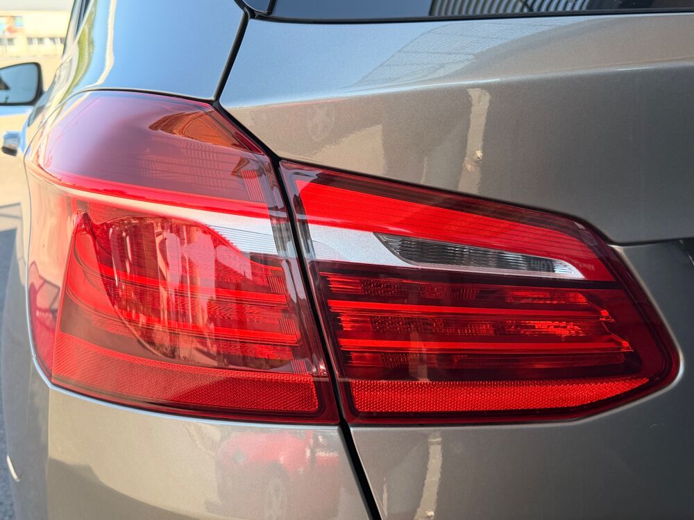 Serie 2 Active-Tourer 218i 136ch Luxury - ENTRETIEN COMPLET BMW 2015 occasion 26000 Valence