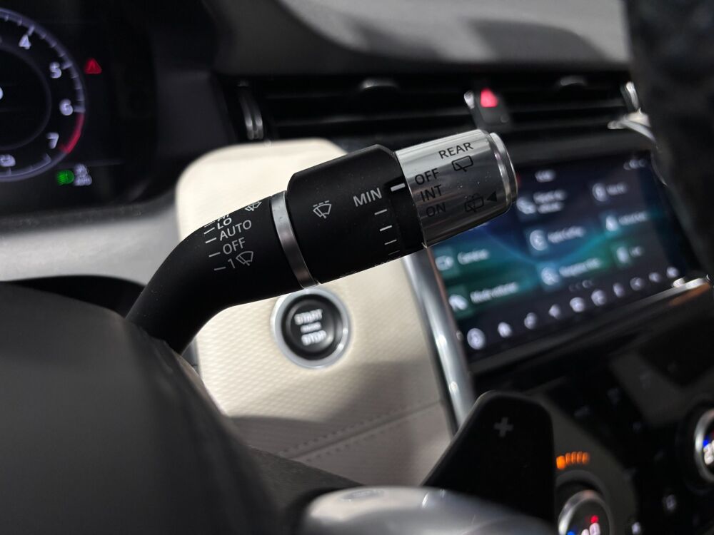 Discovery sport 1.5 P300E 309CV HYBRID R-DYNAMIC S 4X4 BVa8/ ENTRETIEN FULL 2020 occasion 17430 Tonnay-Charente