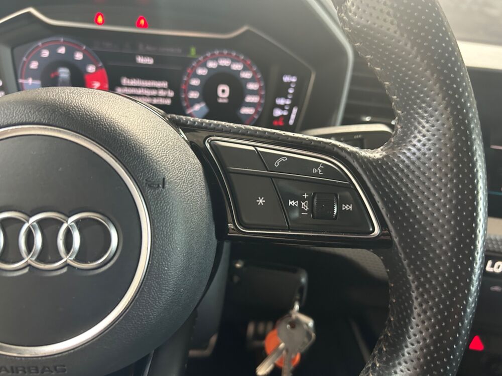 A1 CITYCARVER ALLSTREET 1.0 30 TFSI 116 CH S LINE S-TRONIC / CA 2020 occasion 29000 Quimper