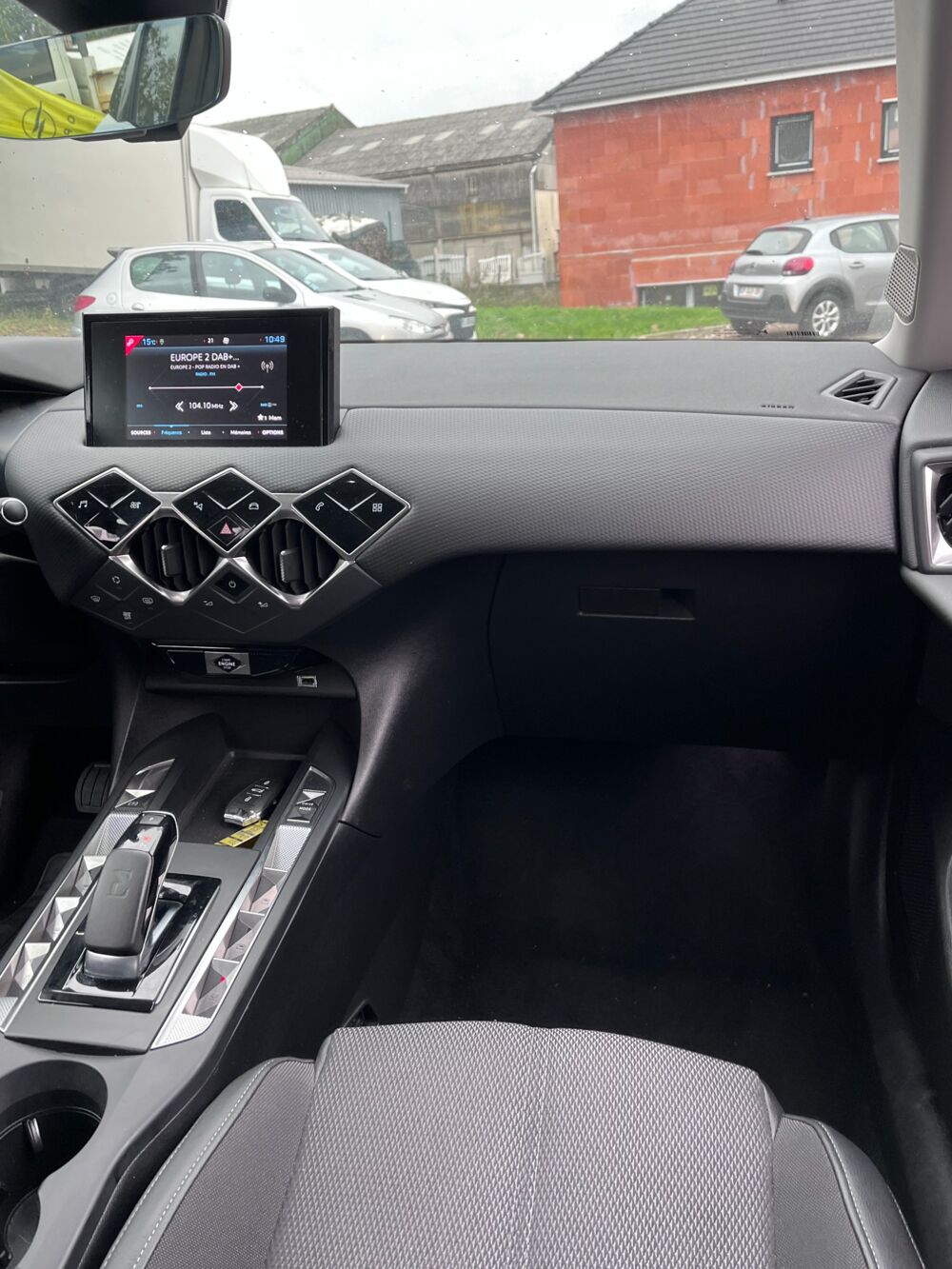 DS3 135 CV50KWH TOITS-DE-PARIS CLIMATISATION ELECTRIQUE/BOITE AU 2023 occasion 76150 Saint-Jean-du-Cardonnay