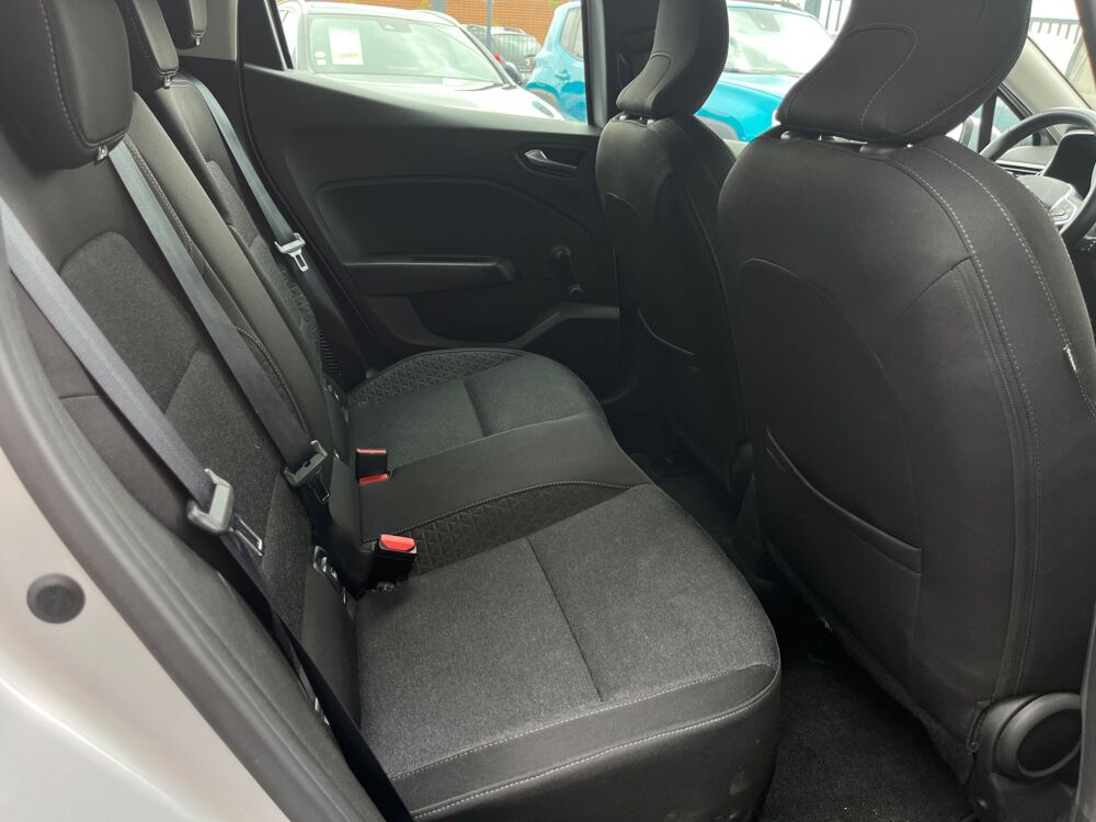 Clio 1.6 E-TECH 140H 90 HYBRID FULL-HYBRID BUSINESS BVA 2021 occasion 33210 Maz&egrave;res