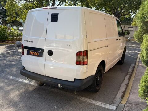 Transporter FOURGON AMENAGE T5 2.0 TDI 100Ch EDITION *LIT*POMPE A EAU*PA 2015 occasion 13009 Marseille
