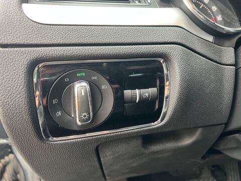 Superb COMBI 2.0 TDI 140 cv ELEGANCE DSG BVA - TOIT PANOMRAMIQUE OU 2014 occasion 68170 Rixheim