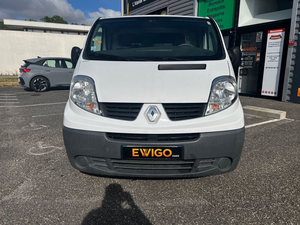 Trafic FOURGON 2.5 DCI 145 CH L2H1 EXTRA BVA / DISTRIBUTION FAITE 2010 occasion 47000 Agen