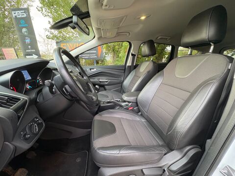 Kuga 2.0 TDCI 150ch TITANIUM 4X2 START-STOP / ATTELAGE - RADAR AV 2016 occasion 76150 Saint-Jean-du-Cardonnay