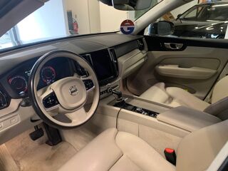 XC60 2.0 D5 235 INSCRIPTION AWD GEARTRONIC BVA 2017 occasion 76190 &Eacute;calles-Alix