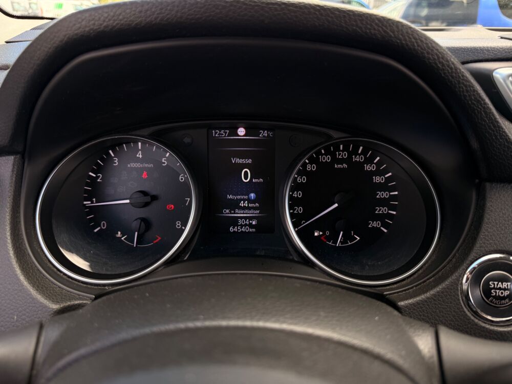 Qashqai 1.2 DIGT - N-Connecta - Toit Panoramique - Cam&eacute;ra 360 2018 occasion 44220 Cou&euml;ron