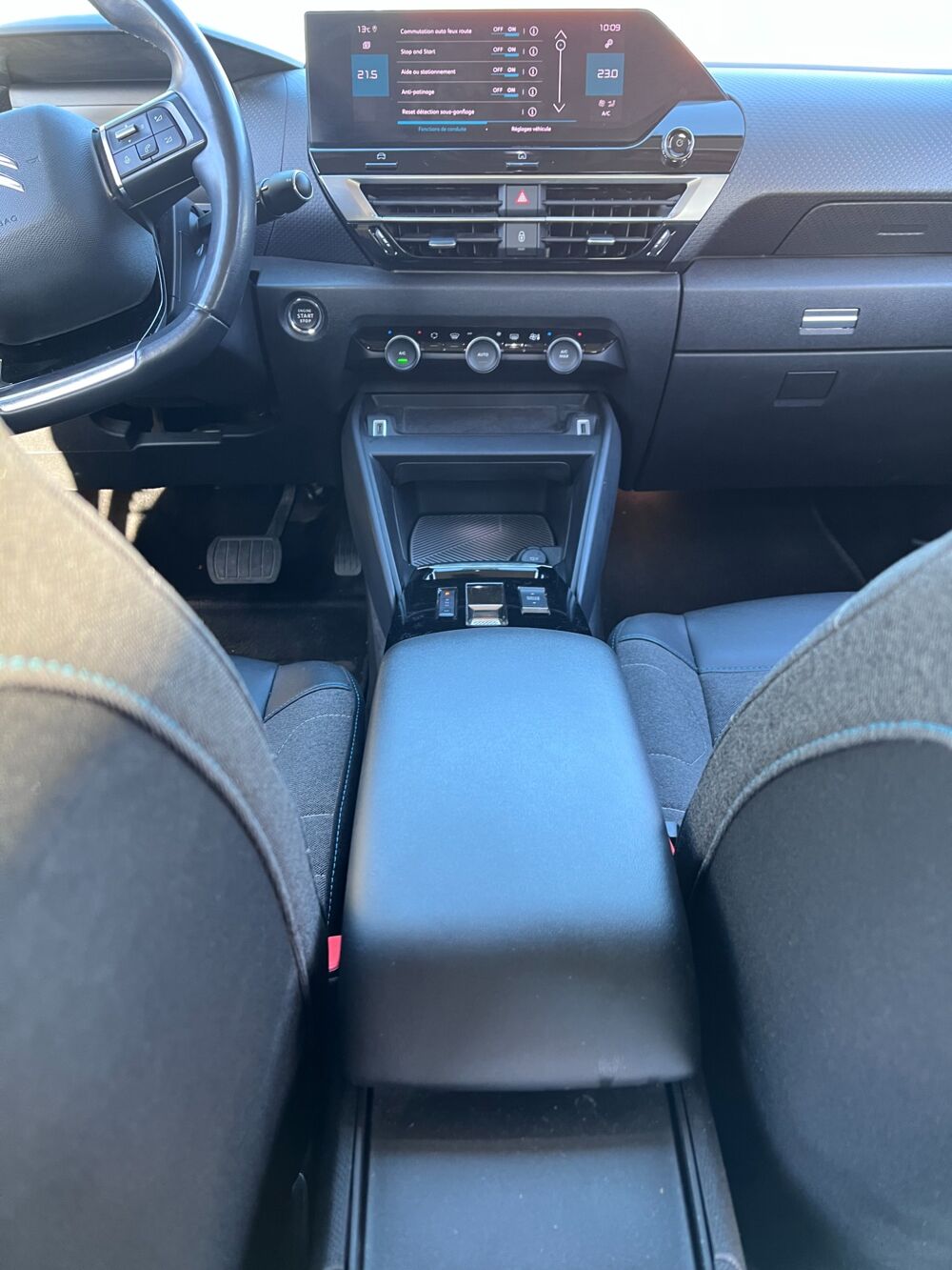 C4 1.5 BLUEHDI 130 CV PACK BUSINESS/ START-STOP/CARPLAY/CLIMATI 2021 occasion 76150 Saint-Jean-du-Cardonnay