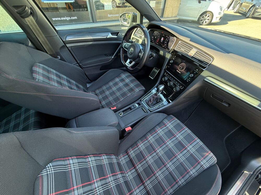 Golf 2.0 TSI 230CH GTI PERFORMANCE DSG - FULL ENTRETIEN 2017 occasion 13700 Marignane