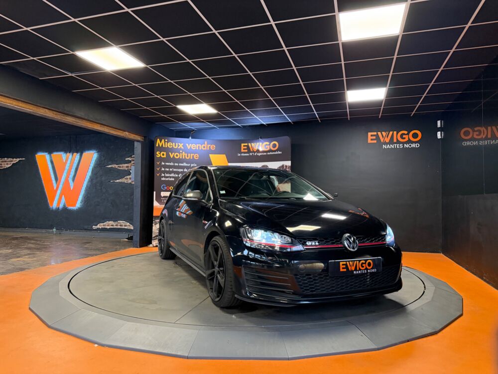 Golf 2.0 TSI 220 BLUEMOTION GTI/CARPLAY/TOIT OUVRANT/ENTRETIEN OK 2013 occasion 44300 Nantes