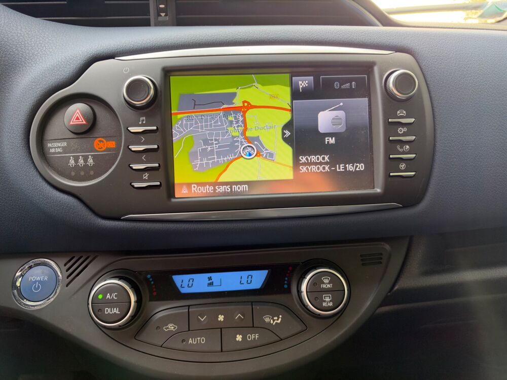 Yaris 1.5 VVTI 100Ch 75 HYBRID FULL-HYBRID 20EME ANNIVERSAIRE BVA 2018 occasion 76150 Saint-Jean-du-Cardonnay