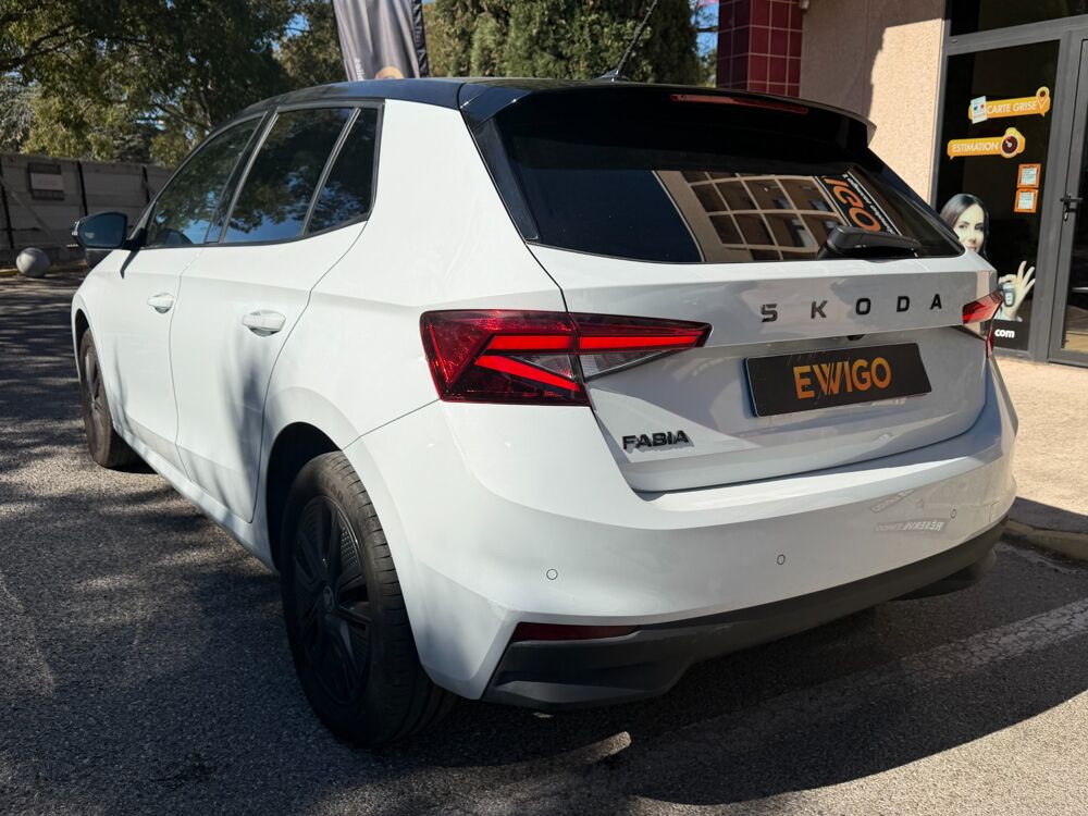 Fabia 1.0 TSI 95 Ch Evo2 SELECTION BVM5 * JANTES ALU * CARPLAY 2025 occasion 13009 Marseille