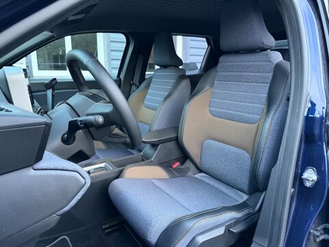R5 E-TECH 150 ch 52KWH CONFORT TECHNO - 1&Egrave;RE MAIN 2025 occasion 65290 Juillan