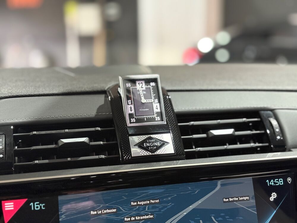 DS3 1.6 300 CH PHEV HYBRID RIVOLI 4X4 / CAMERA / CARPLAY / ATTEL 2020 occasion 29000 Quimper