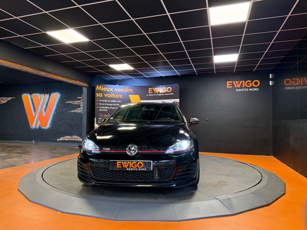 Golf 2.0 TSI 220 BLUEMOTION GTI/CARPLAY/TOIT OUVRANT/ENTRETIEN OK 2013 occasion 44300 Nantes