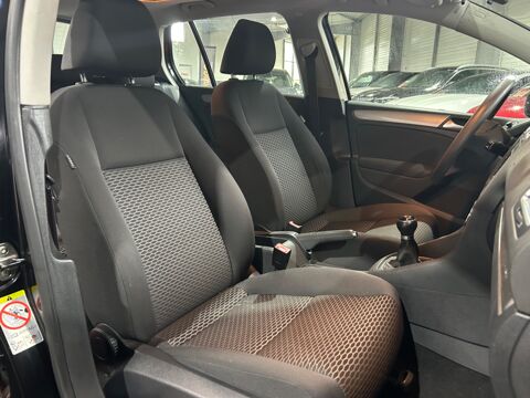 Golf 1.6 TDI 105 BLUEMOTION CONFORT LINE / COURROIE OK / BLUETOOT 2012 occasion 29000 Quimper