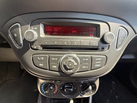 Corsa 1.2 70 CH - ACTIVE - CHA&Icirc;NE DE DISTRIBUTION 2019 occasion 26000 Valence
