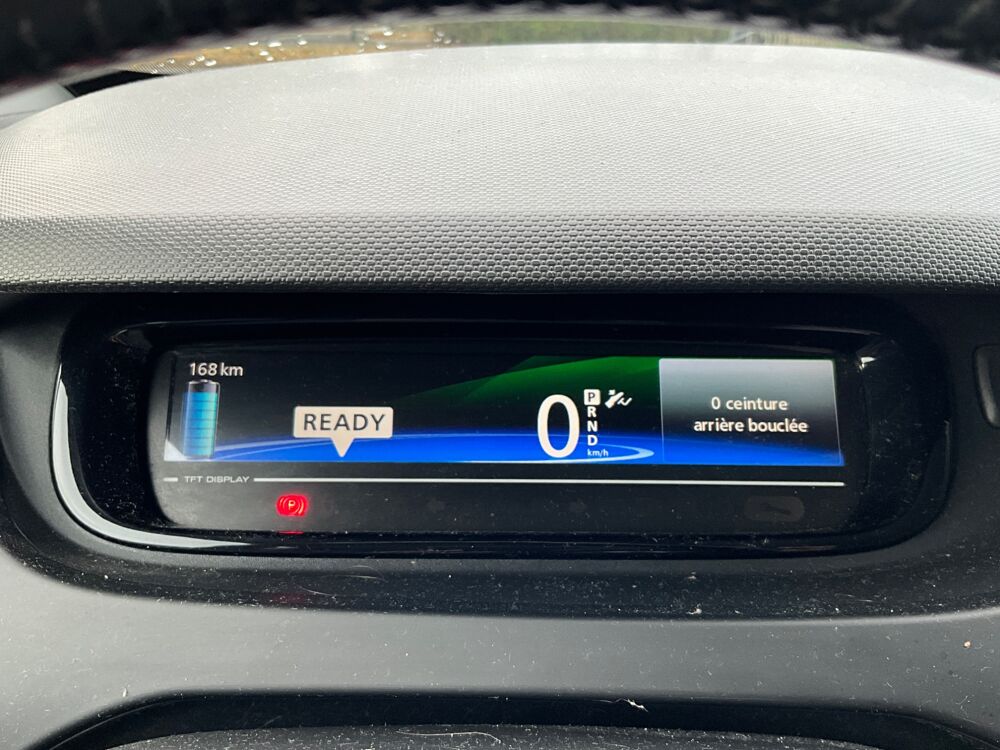 Zo&eacute; R90 ZE 90cv 40KWH CHARGE-NORMALE ZEN ENTRETIEN COMPLET RENAU 2018 occasion 17000 La Rochelle