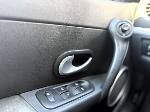 Clio III PHASE 2 – 5 PORTES – 1.2 TCE 16V ECO2 100 ch – TOMTOM 2010 occasion 77700 Serris
