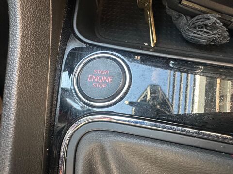 Leon 1.5L TSI 150ch FR / APPLE CARPLAY / CAMERA DE RECUL / REGUL 2020 occasion 38420 Le Versoud