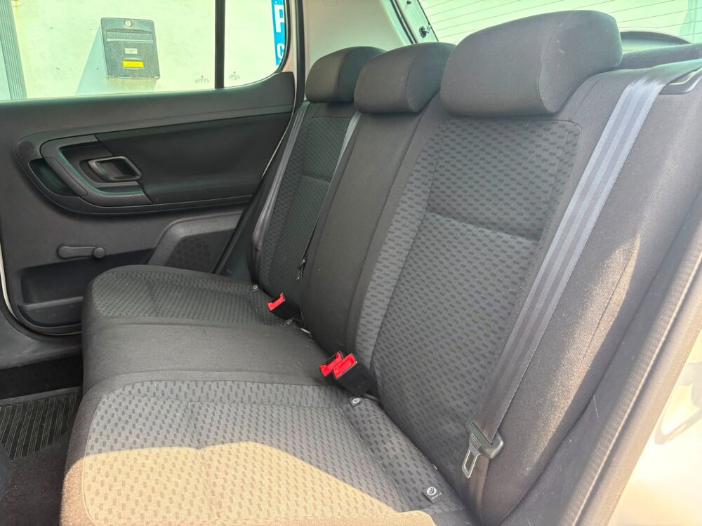 Fabia 1.2 TSI 85 CH AMBITION II / TOIT OUVRANT / SUIVI SKODA + ATT 2012 occasion 40000 Mont-de-Marsan