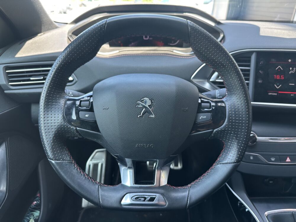308 1.2 130ch GT PACK APPLE CARPLAY / CAMERA DE RECUL / COURROIE 2021 occasion 38420 Le Versoud